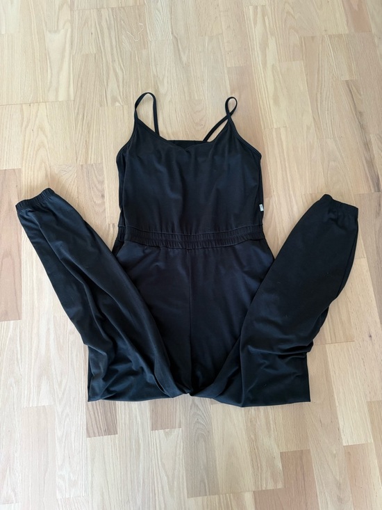 Vuori Pants - Vuori Black Spaghetti-Strap Jumpsuit